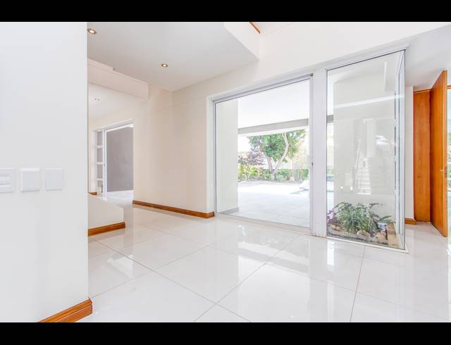 5 BEDROOM APARTMENT TO LET IN HURLINGHAM